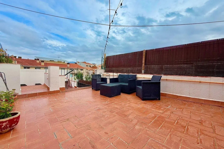 Casa independiente en Barrio Centre