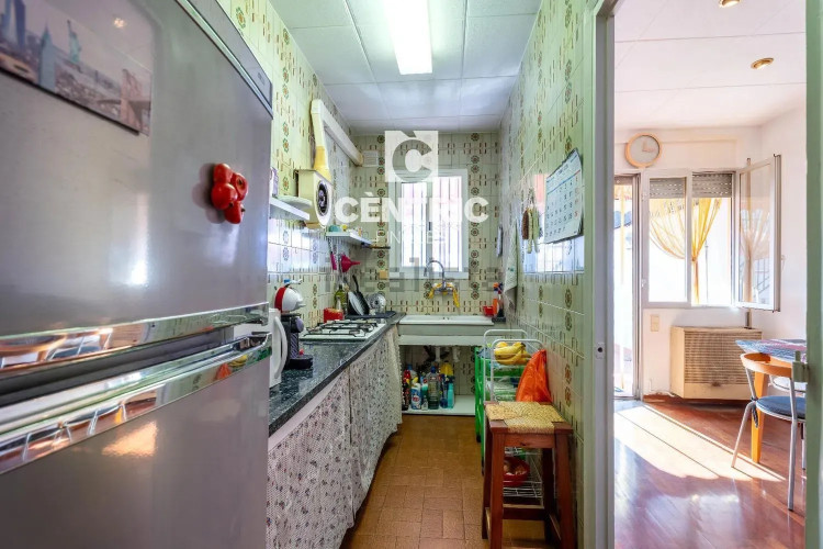 Chalet adosado en Barrio Centre