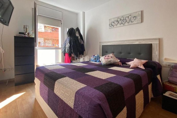 Planta baja piso de en Segle XX con pk actualmente alquilado en Terrassa