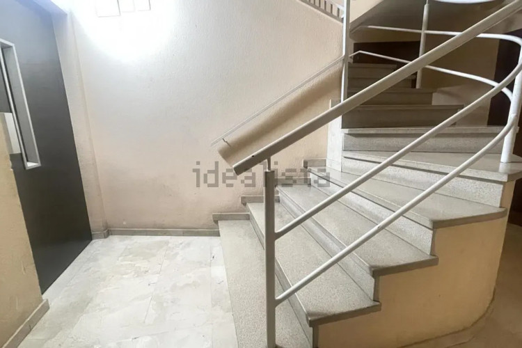 Piso en plaza del Mestre Serrat