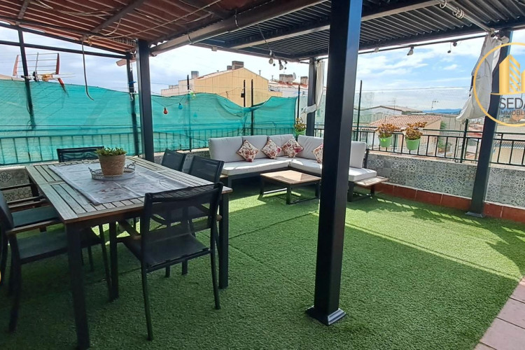 Carrer de la Mare de Du00E9u del Carme, Ca n'Anglada