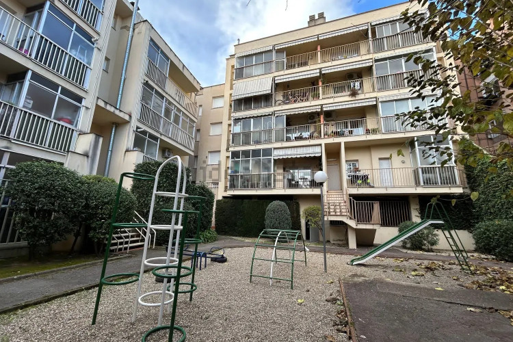Piso en Barrio Ca n'Aurell