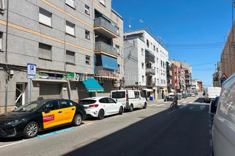 Piso en carrer renaixement 21 piso en venta en Egara Terrassa