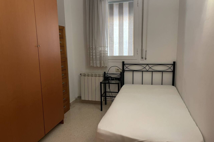 Les Arenes - La Gru00EDpia  Can Montllor