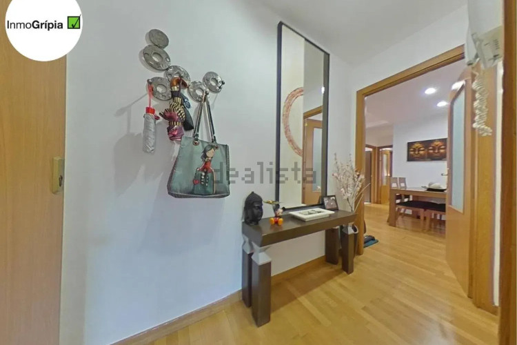 Piso en Barrio Les Arenes