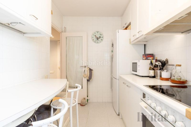 Piso pis al centre amb dues places daparcament i traster en Terrassa