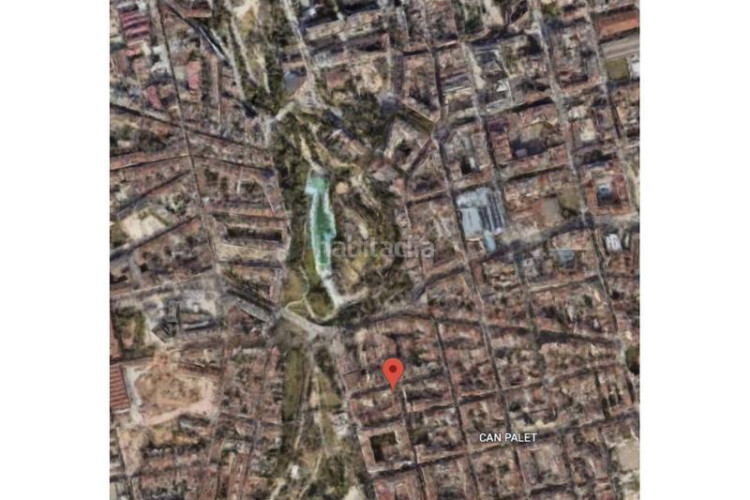 Casa planta baja de doble fachada con gran potencial en Terrassa