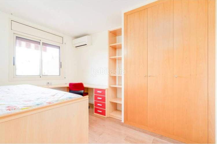 Piso Cementiri Vell, unico en la zona en Cementiri Vell Terrassa