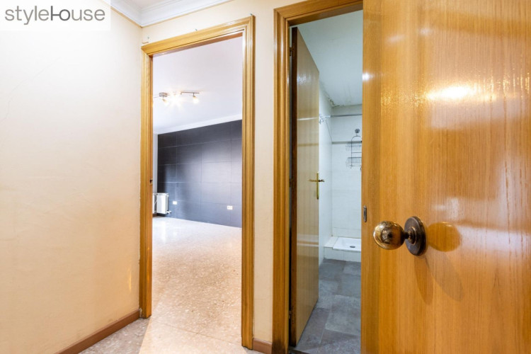 Terrassa - Carrer autonomia, Sant Pere