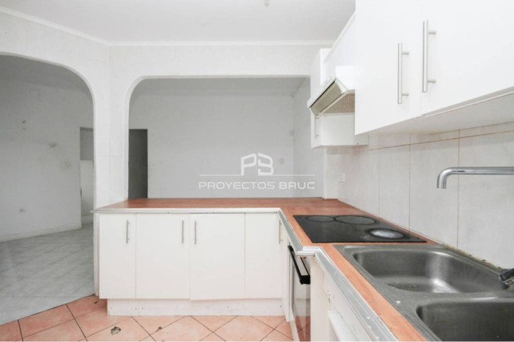 Mossu00E8n Tatcher, Sant Pere Nord