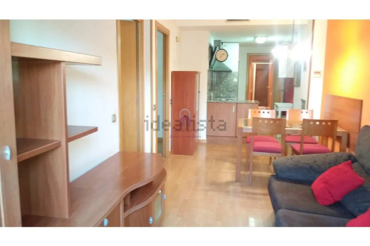 Piso en calle de la Poetessa Caparà