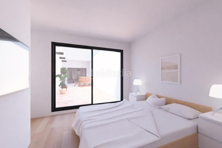 Planta baja obra nueva de 3 habitaciones con patio en Terrassa