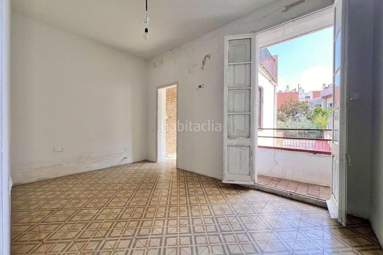 Casa junto a rambla de egara en Segle XX Terrassa