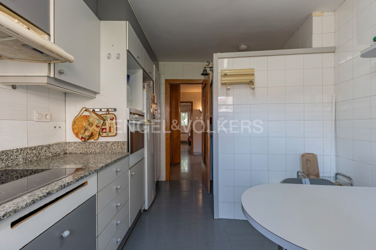 Vallparadu00EDs - Antic Poble de Sant Pere