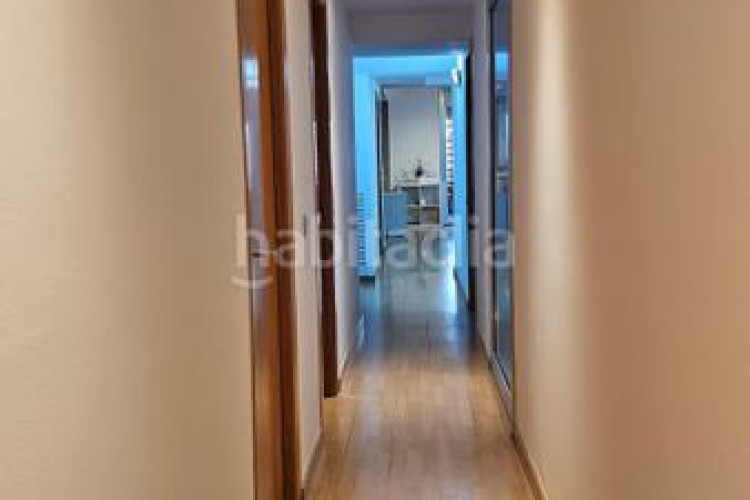 Piso junto centro civico montserrat roig en Plaça Catalunya - Escola Industrial Terrassa