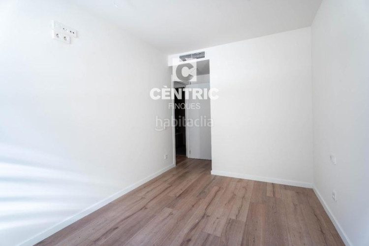 Piso prat de la riba, obra nueva en San Pere Terrassa