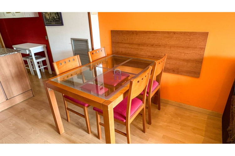 Poetesa Capara, Sant Pere Nord