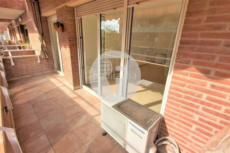 Piso espectacular piso de 113 m con gran balcón en zona olímpica en Terrassa