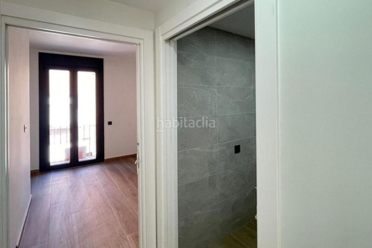 Dúplex  nuevo con terraza y buhardilla en ca naurell en Terrassa