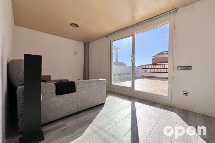 Frederic Mistral, Sant Pere Nord