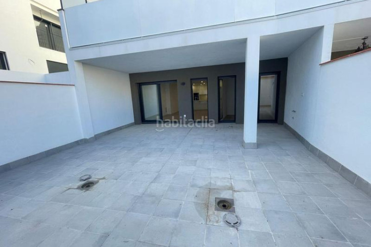 Planta baja  en venta en sant pere, 4 dormitorios. en Terrassa