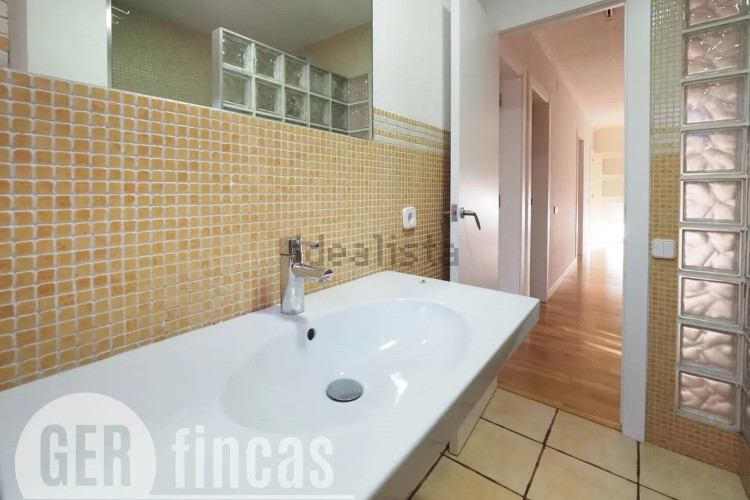 Piso en avenida de Joaquim de Sagrera