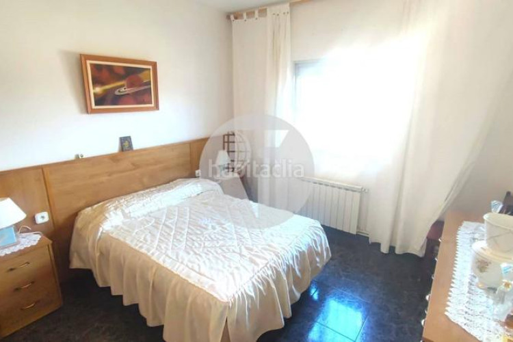 Casa encantadora casa independiente en Can Parellada, perfecta para dos familias en Terrassa