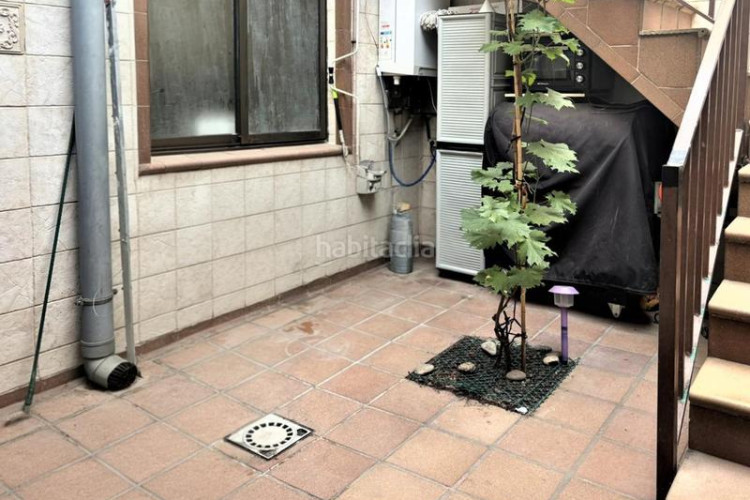 Planta baja magnífica planta baja de 112 m2 con 2 terrazas en Terrassa