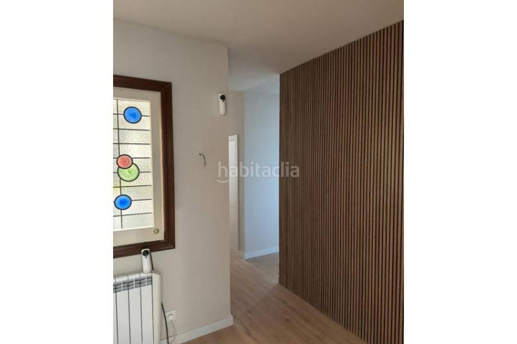 Piso escoles, acabado de reformar en Plaça Catalunya - Escola Industrial Terrassa