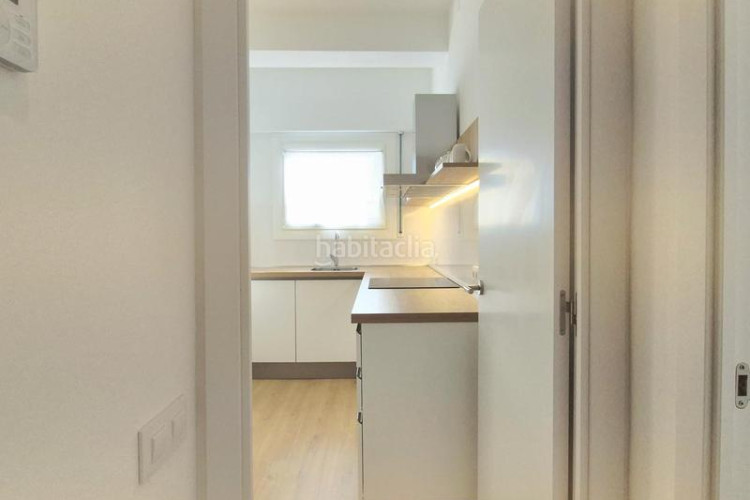 Piso de 4 hab reformat a estrenar al carrer prat de la riba tocant jacquard en Terrassa