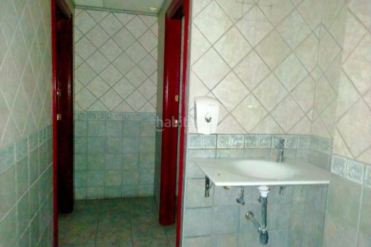 Piso local en Ca n'Aurell Terrassa