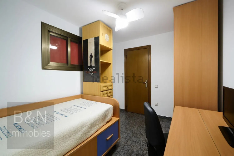 Una planta baja con alma de hogar y dos terrazas que te invitan a disfrutar de la vida