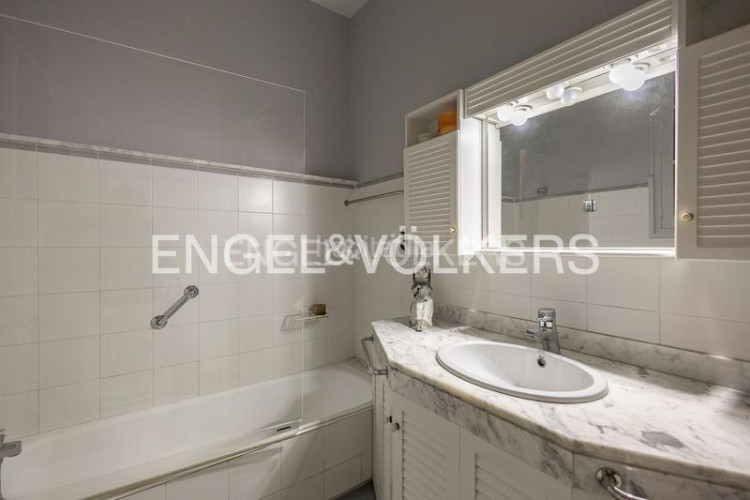 Apartamento vive en el corazón con historia, estilo y todo el confort actual en Terrassa