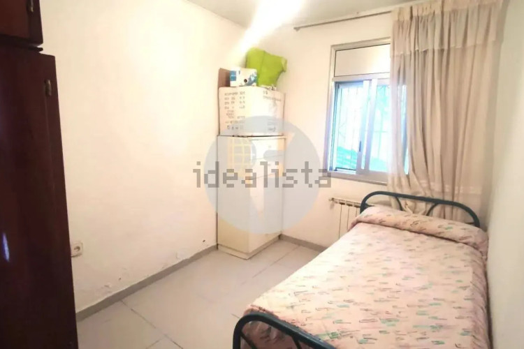 Casa independiente en calle del Camerun