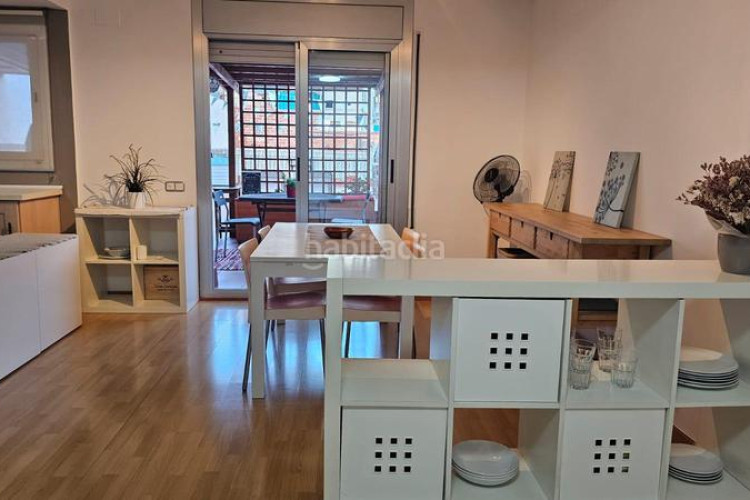 Piso junto centro civico montserrat roig en Plaça Catalunya - Escola Industrial Terrassa