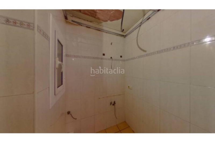 Piso  en venta en escola industrialplaça de catalunya en Terrassa