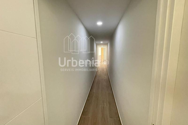 Piso  en venta en Ca n'Aurell Terrassa