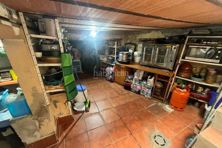 Chalet  en venta en La Cogullada, 5 dormitorios. en Terrassa