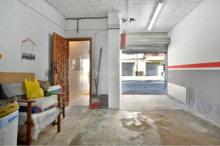 Casa  para dejar a su gusto en La Maurina Terrassa