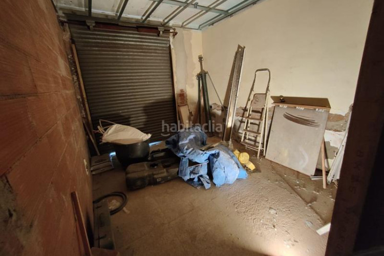 Casa adosada adosado en venta en centre, 3 dormitorios. en Terrassa