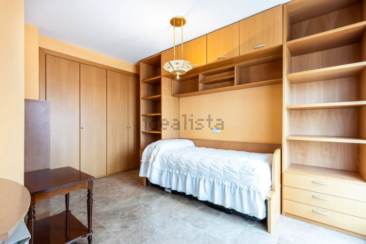 Dúplex en Barrio Centre