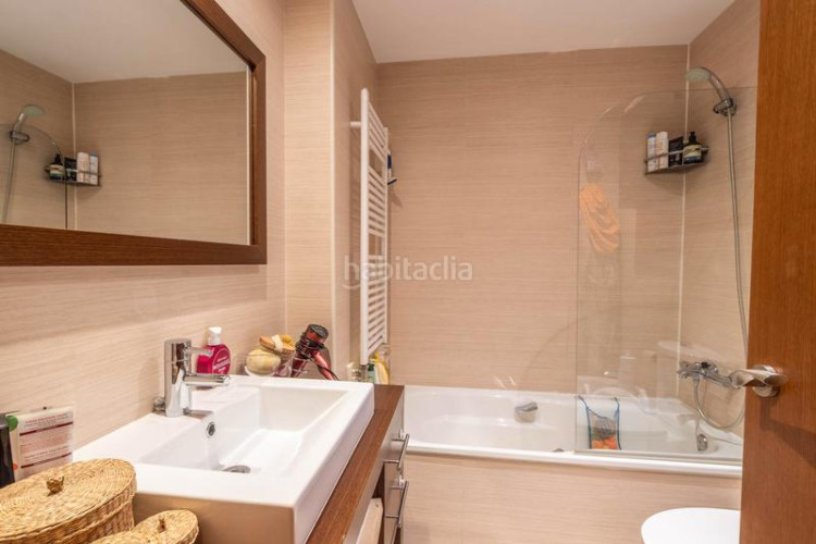 Dúplex este fantástico dúplex de 91m² situado en la calle ample en Terrassa
