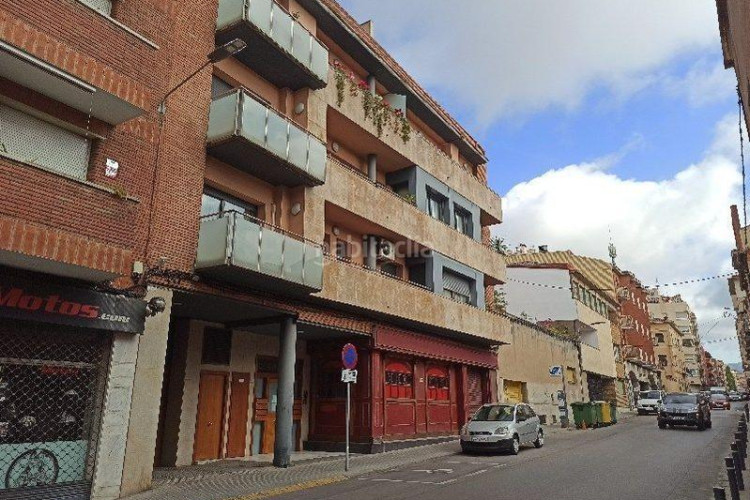 Piso local en Ca n'Aurell Terrassa