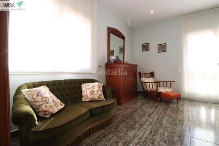 Casa única e impresionante finca a 4 vientos con piscina y jardin en Terrassa