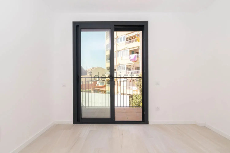 Piso en Barrio Escoles