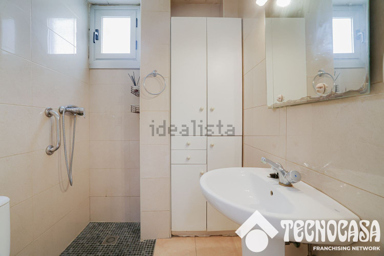 Chalet adosado en calle Renaixement