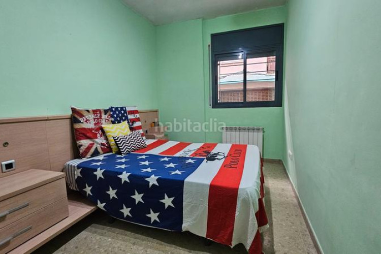 Planta baja en carrer de ricardo caro 31 exclusiva vivienda seminueva con parquing en Terrassa