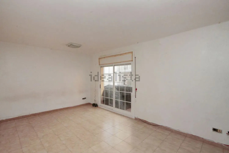 Piso en calle de Maria Auxiliadora