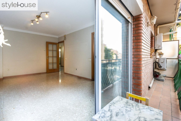 Terrassa - Carrer autonomia, Sant Pere