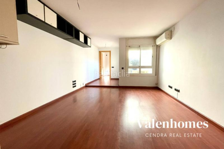 Piso precioso y amplio piso en calle topete. en Barri del Centre Terrassa